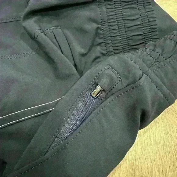 Athleta Chelsea Utility Jogger Size 2 Lightweight Pants Zipper Snap Pocket - Picture 3 of 6